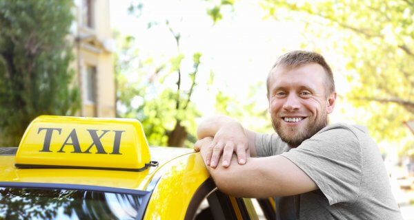 Судимым по тяжким статьям запретят водить такси